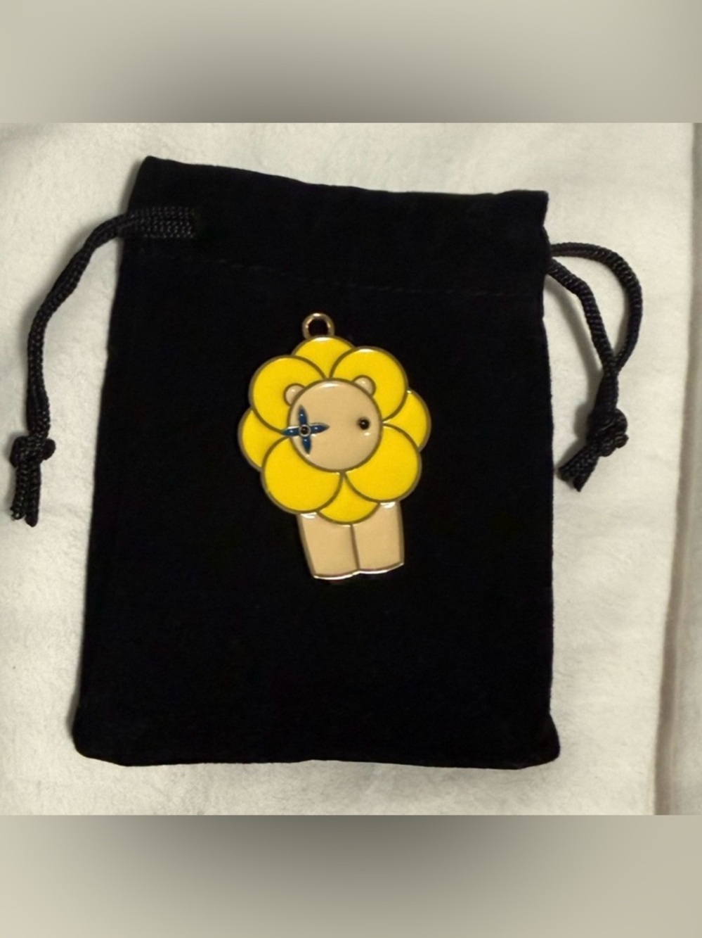 Charm/Pendant Luxury adorable!